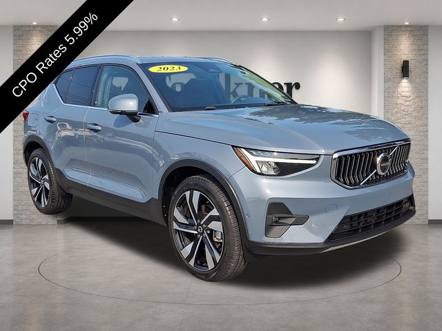 2023 Volvo XC40