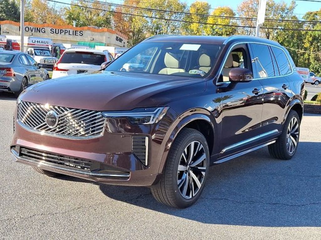 New 2026 Volvo XC90 B5 Core SUV