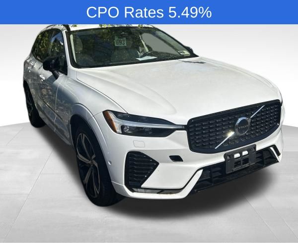 2023 Volvo XC60 B5 Ultimate Dark Theme AWD's photo