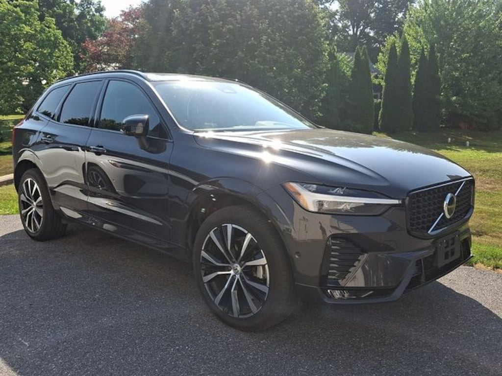 Used 2024 Volvo XC60 B5 Plus Dark Theme SUV