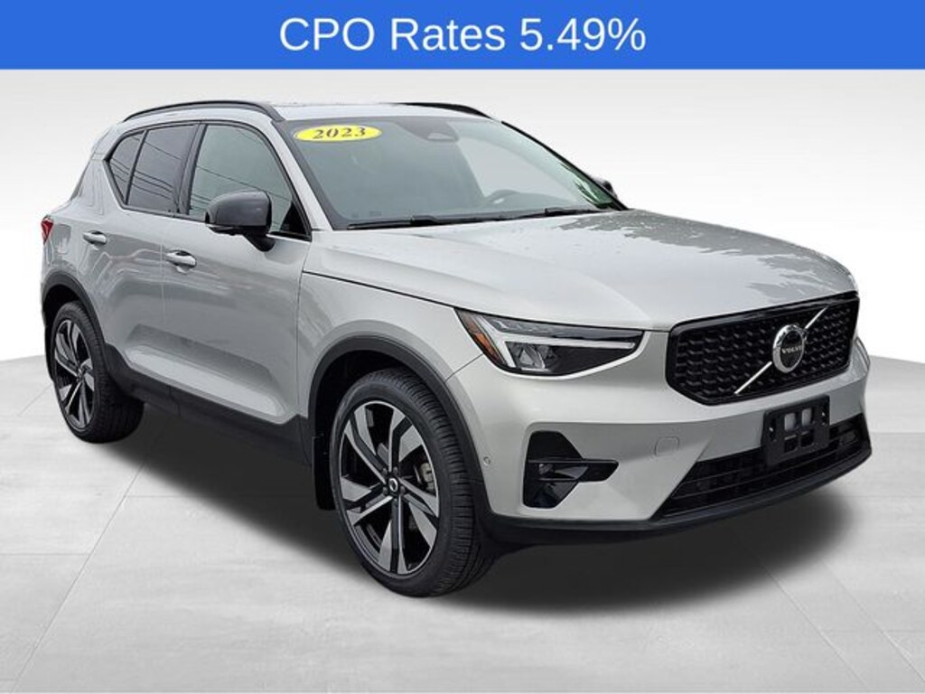 Certified 2023 Volvo XC40 B5 Plus Dark Theme SUV