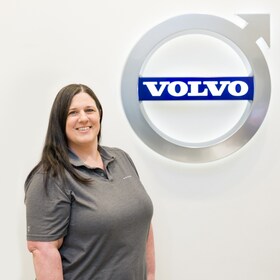 Staff member Stephanie Shinn from ID_c851091ecfe9