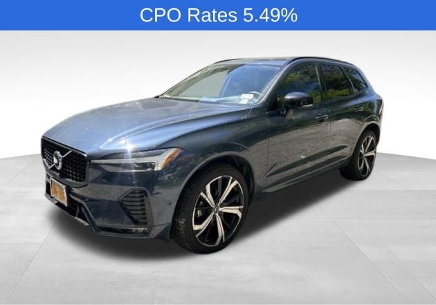 2023 Volvo XC60 B5 Ultimate Dark Theme AWD's photo