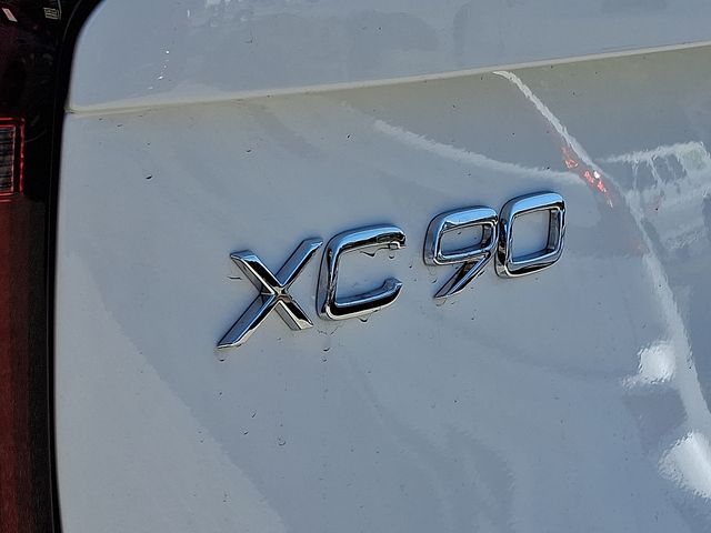 2026 Volvo XC90 Plus - Photo 17