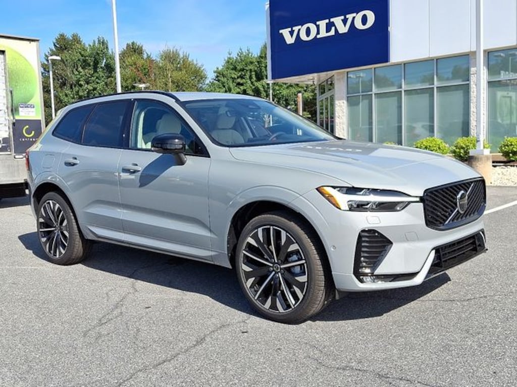 New 2026 Volvo XC60 B5 Ultra SUV