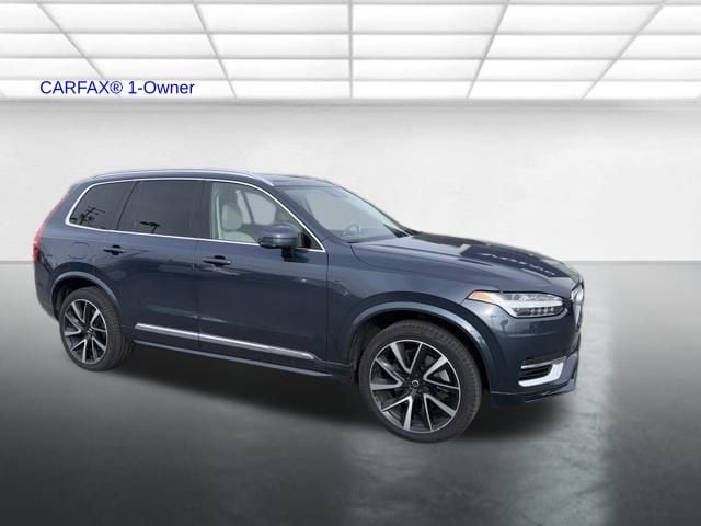 2022 Volvo XC90 Inscription's photo