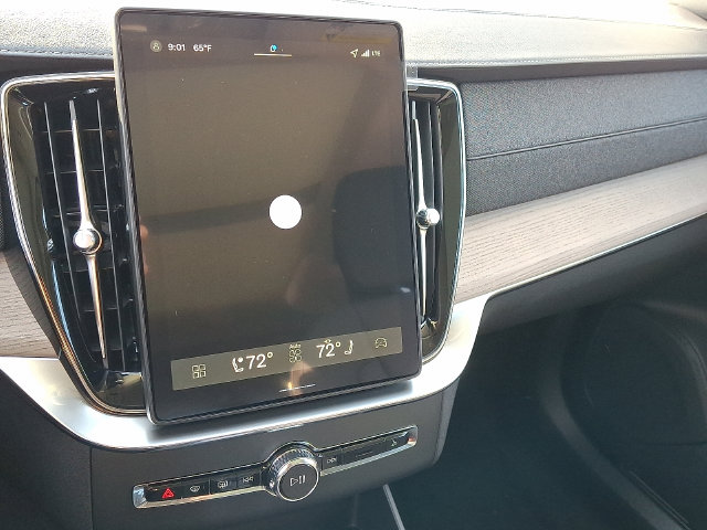 2026 Volvo XC90 Plus - Photo 12