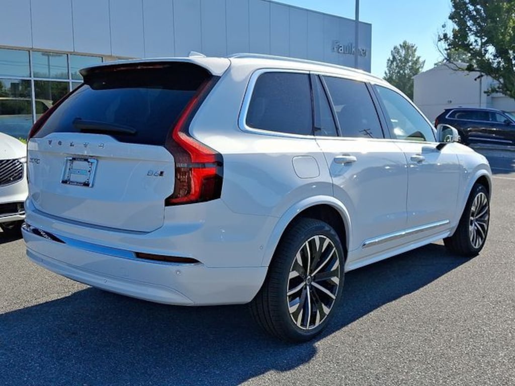 New 2026 Volvo XC90 B6 Plus 7-Seater SUV