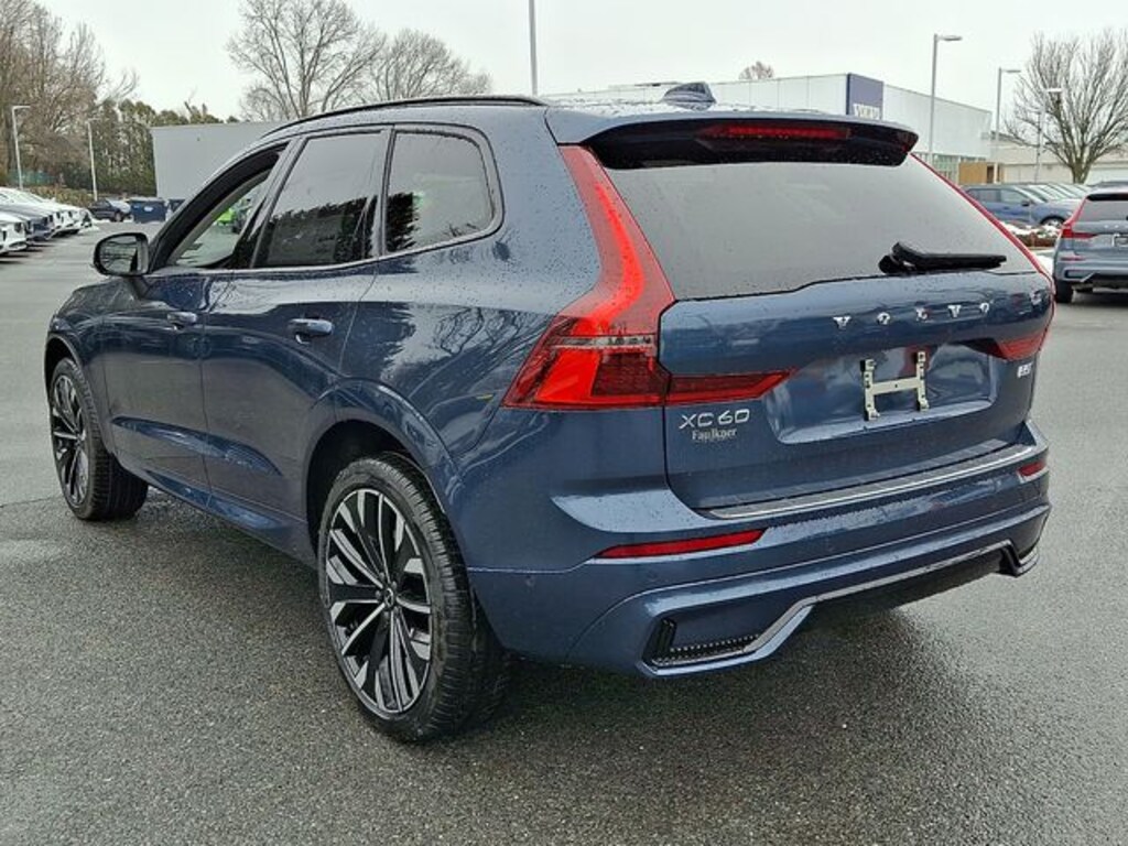 New 2026 Volvo XC60 B5 Ultra SUV