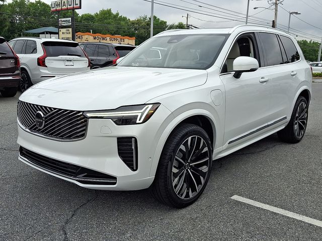 2026 Volvo XC90 T8 photo 2