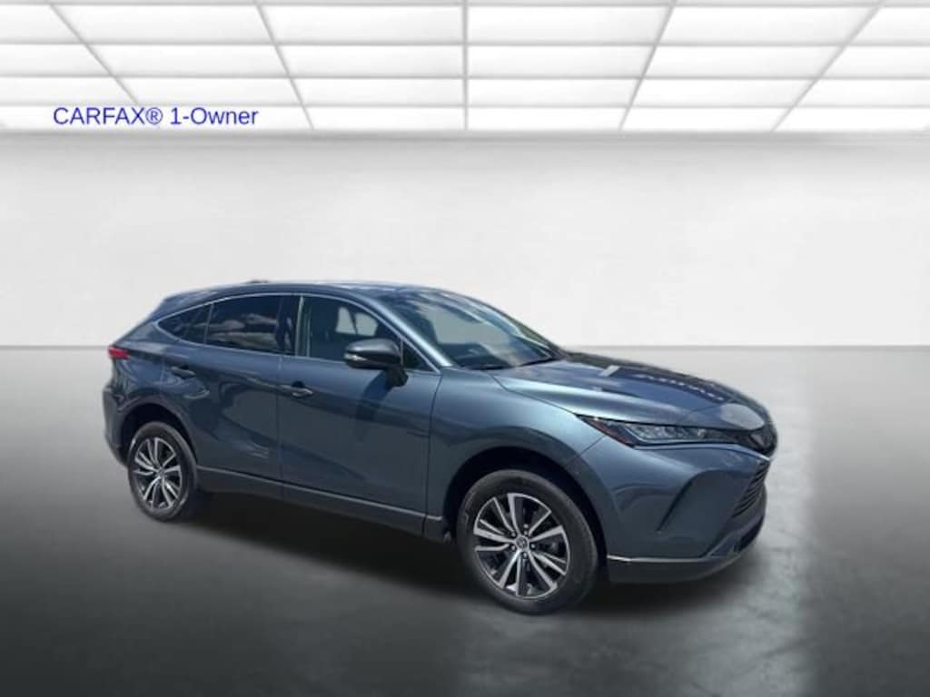 Used 2022 Toyota Venza LE SUV