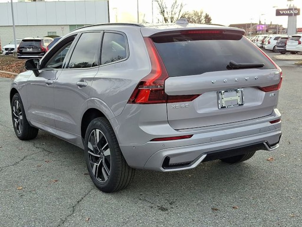 New 2026 Volvo XC60 B5 Plus SUV
