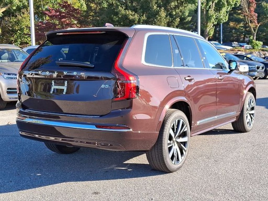 New 2026 Volvo XC90 B5 Core SUV