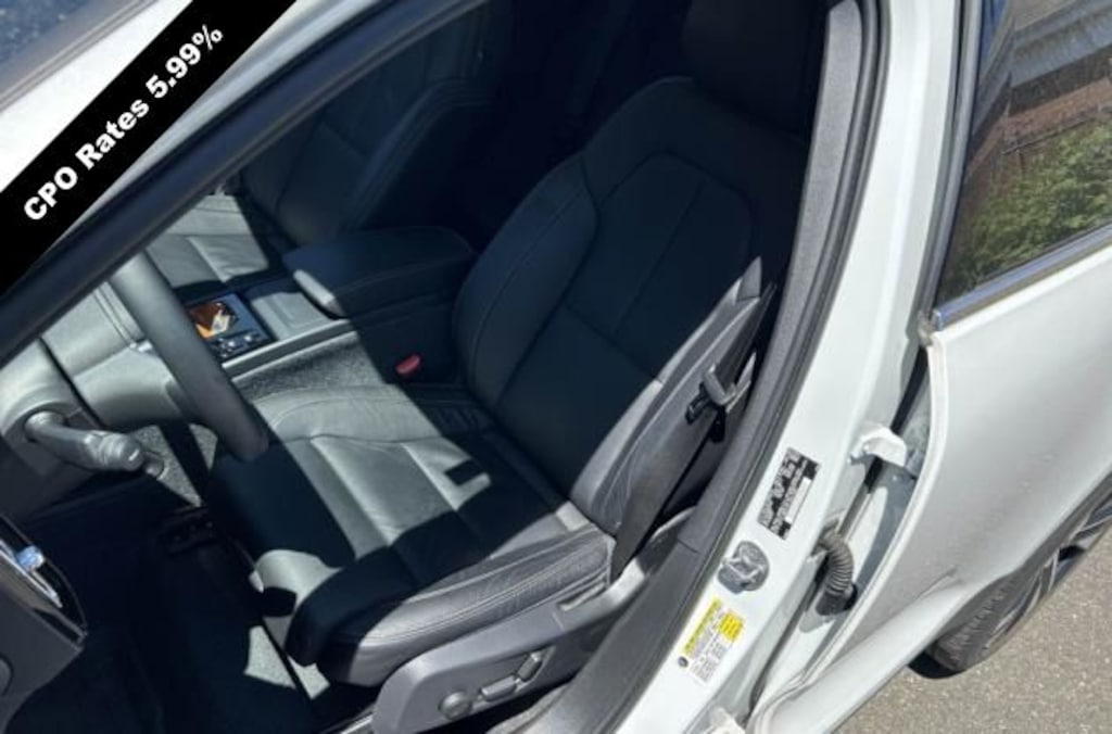 Certified 2023 Volvo XC40 Ultimate SUV
