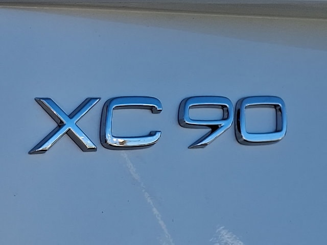 2026 Volvo XC90 Plus - Photo 15