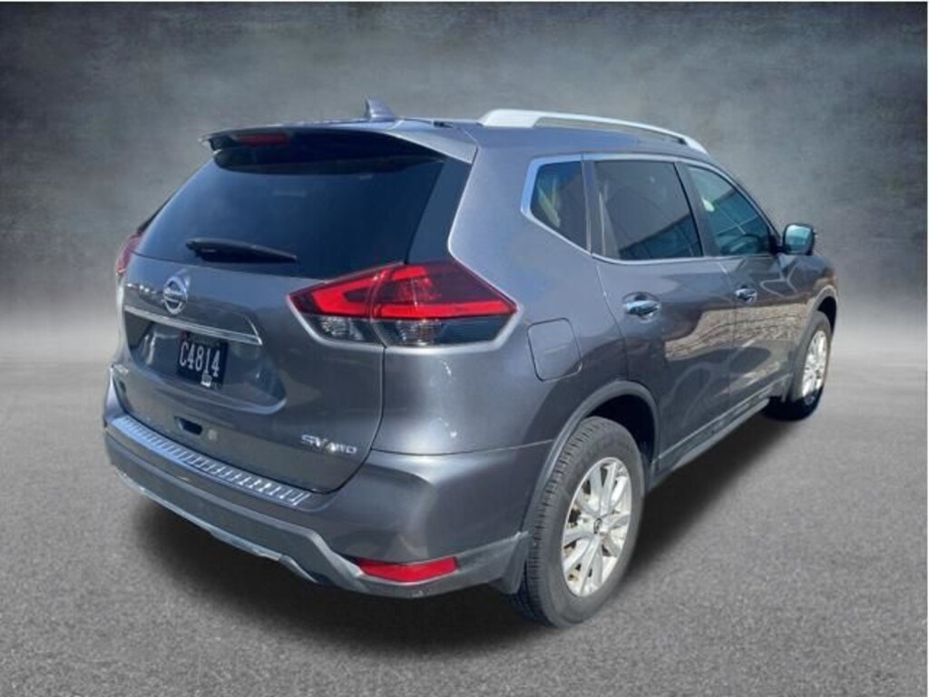 Used 2018 Nissan Rogue SV SUV