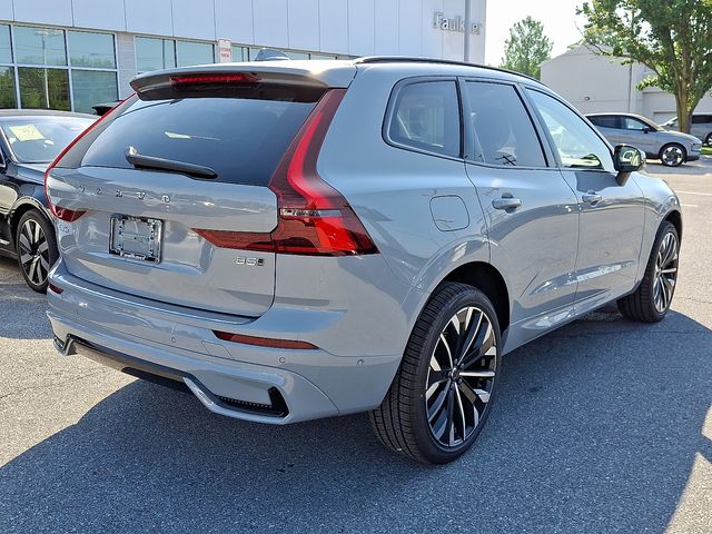 2026 Volvo XC60 B5 photo 3