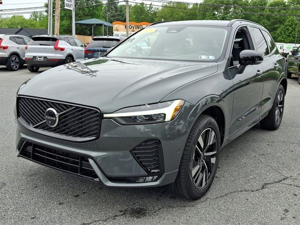 New 2026 Volvo XC60 B5 Plus SUV
