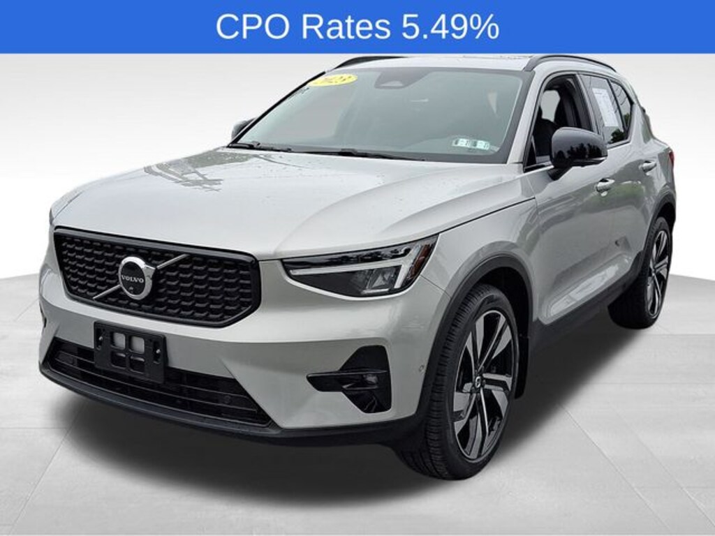 Certified 2023 Volvo XC40 B5 Plus Dark Theme SUV