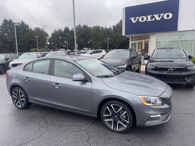 2017 Volvo S60