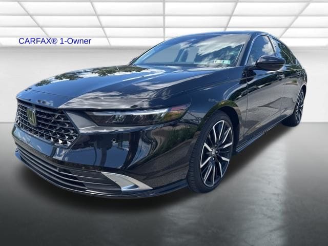 2024 Honda Accord Hybrid Touring's photo