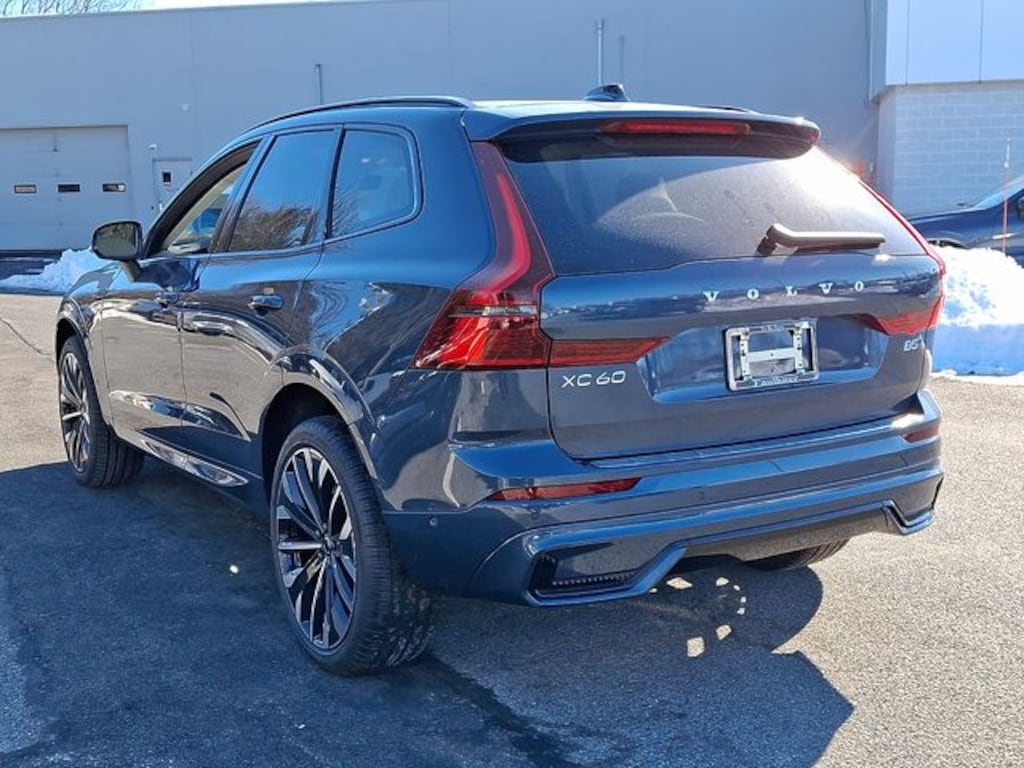 New 2026 Volvo XC60 B5 Ultra SUV