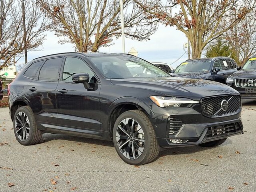 New 2026 Volvo XC60 B5 Plus SUV