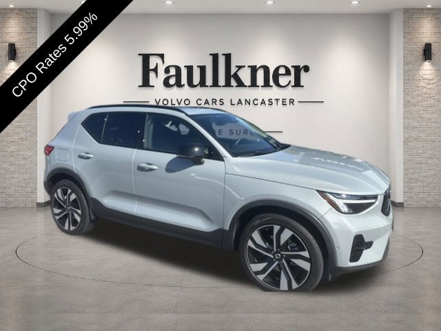 2024 Volvo XC40