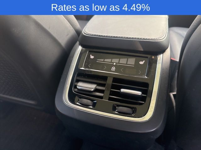 2024 Volvo XC90 AWD Plus photo 3