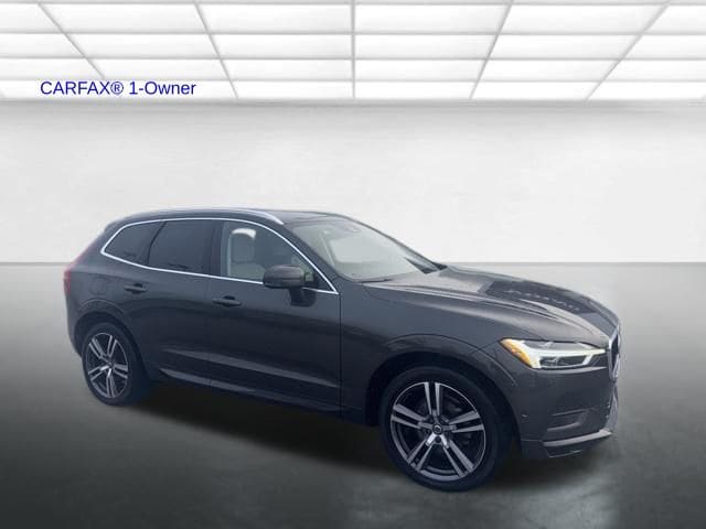 2018 Volvo XC60 Momentum