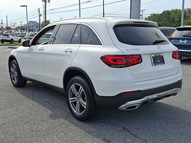 2022 Mercedes Benz GLC 300 4MATIC photo 4