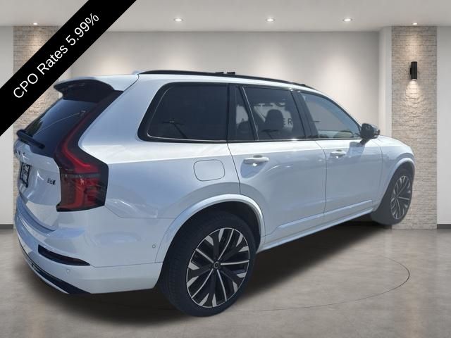 2026 Volvo XC90 Ultra - Photo 12