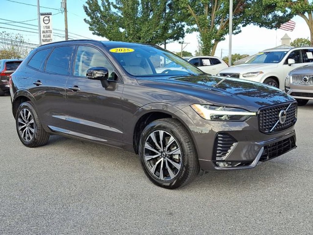 Used 2025 Volvo XC60 B5 Core SUV