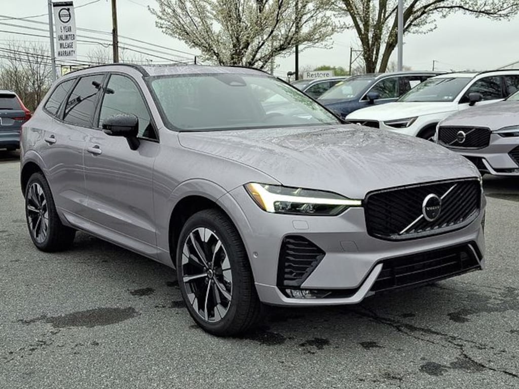 New 2026 Volvo XC60 B5 Plus SUV