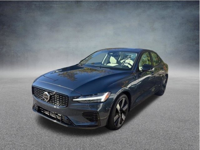 2025 Volvo S60 Plug-In Hybrid