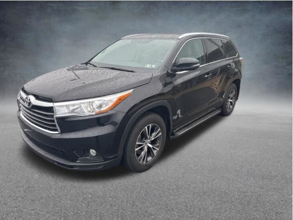 Used 2016 Toyota Highlander XLE V6 SUV