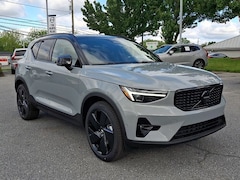 2026 Volvo XC40 B5 Ultra Black Edition AWD SUV