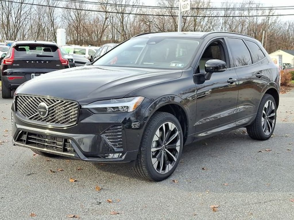 New 2026 Volvo XC60 B5 Plus SUV