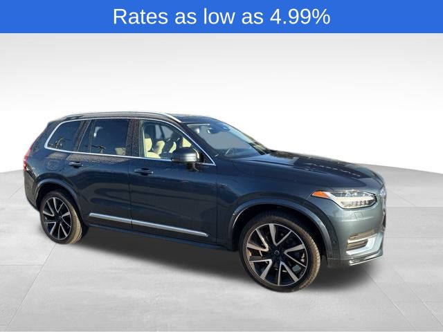 2024 Volvo XC90 Plus's photo