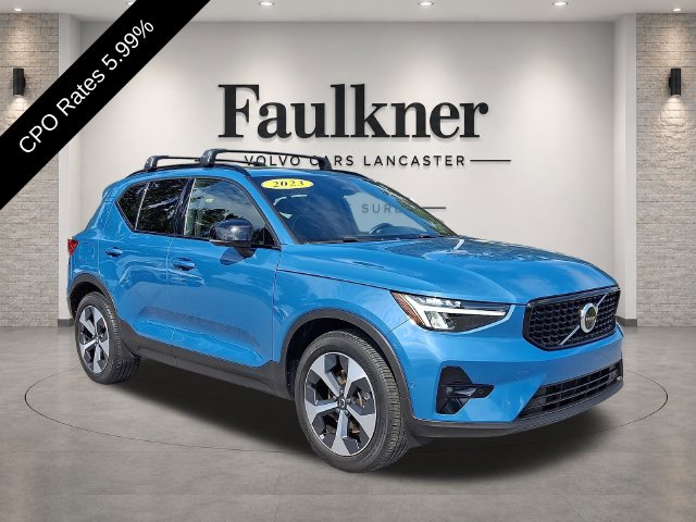 2023 Volvo XC40