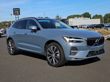 2022 Volvo XC60 B5 AWD Momentum SUV