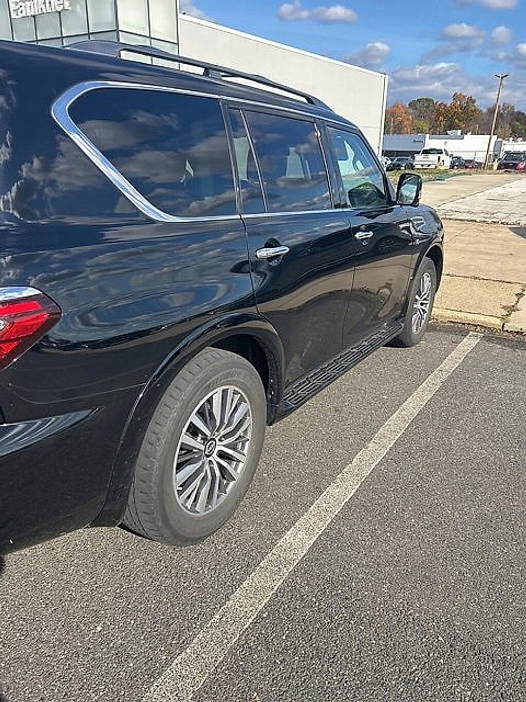 Used 2021 Nissan Armada SL SUV