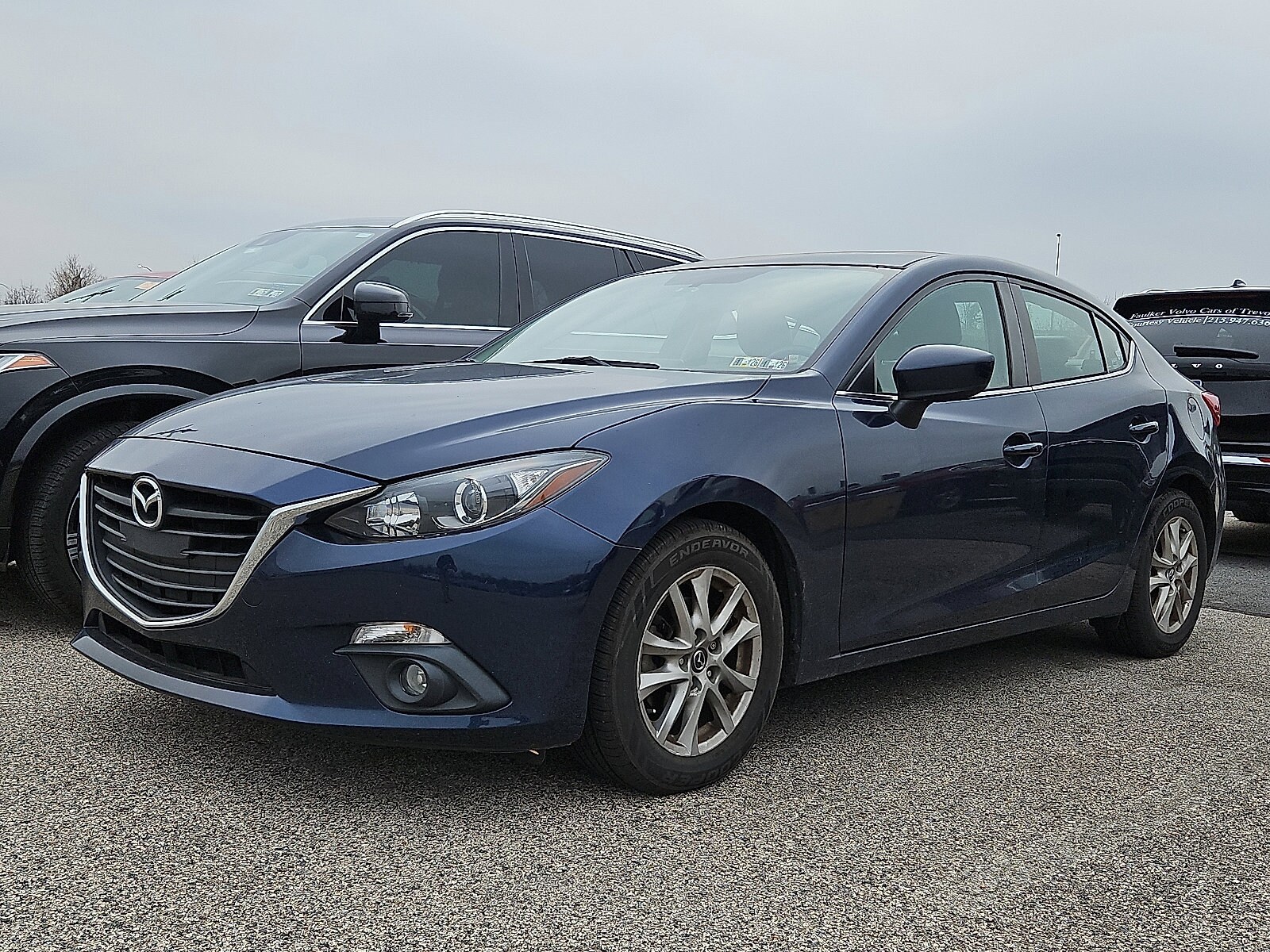 2015 Mazda Mazda3 Grand Touring photo 3
