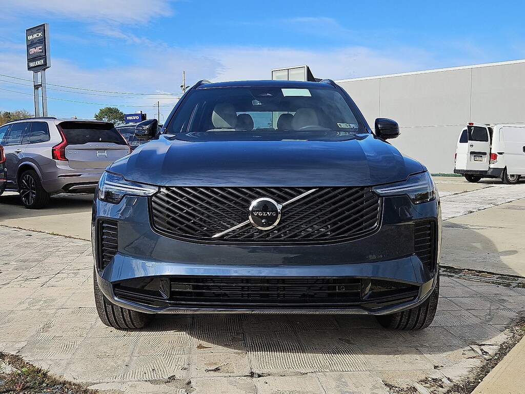 New 2026 Volvo XC90 B6 Ultra Dark Theme 7-Seater SUV