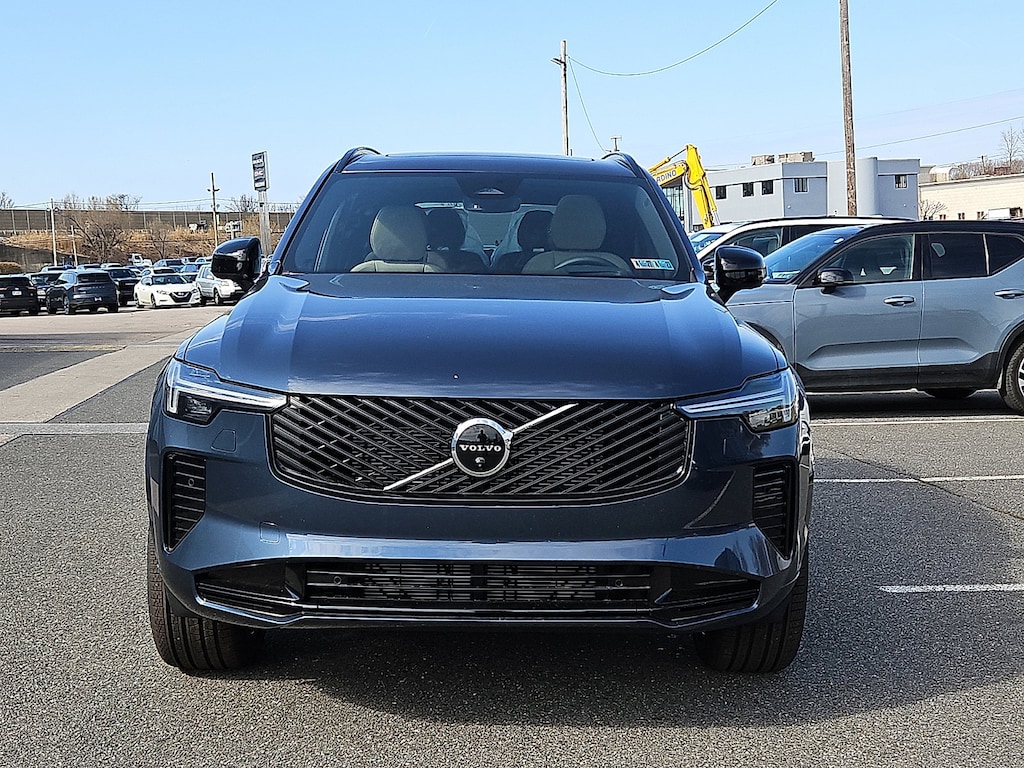 New 2026 Volvo XC90 B6 Ultra Dark Theme 6-Seater SUV