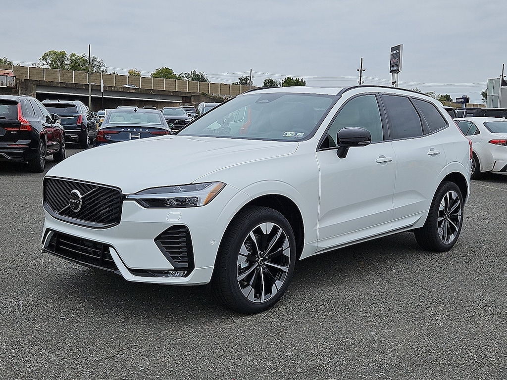New 2026 Volvo XC60 B5 Plus SUV