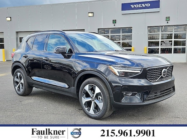 2026 Volvo XC40 B5 Plus SUV