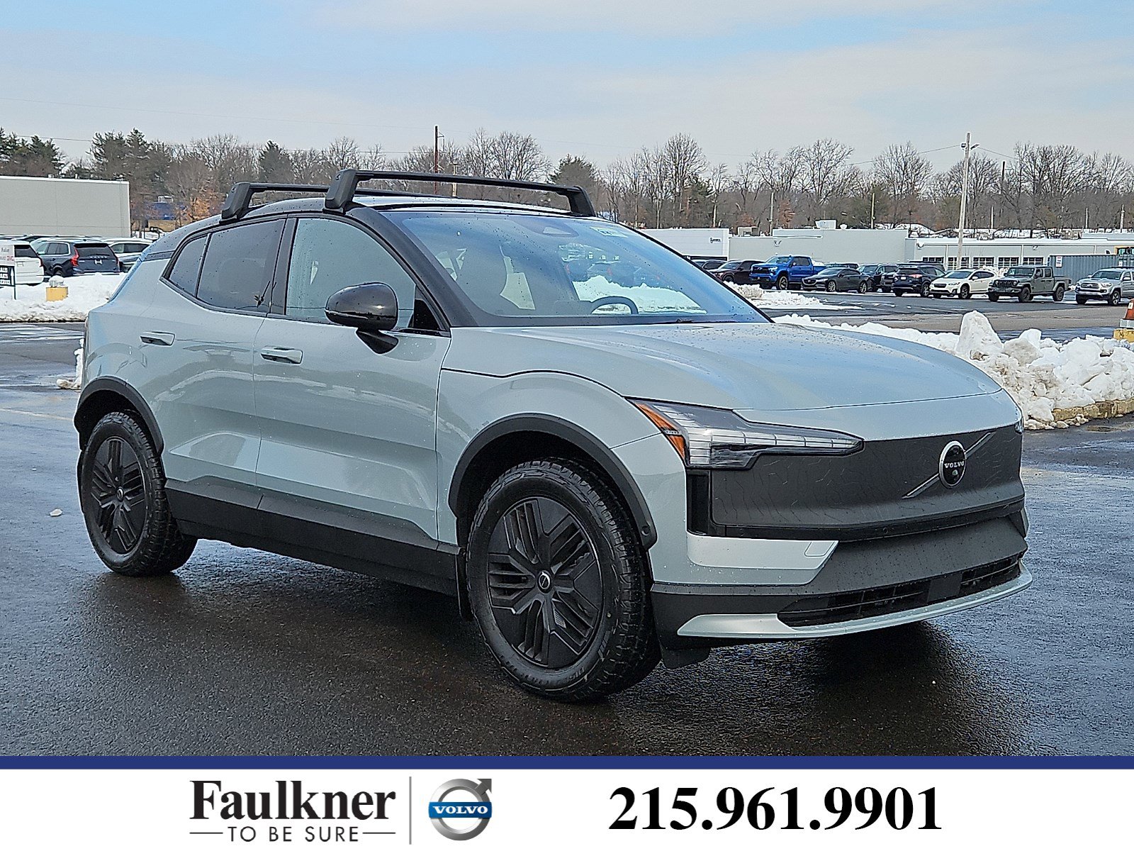 2026 Volvo EX30 Twin Motor Cross Country Ultra's photo