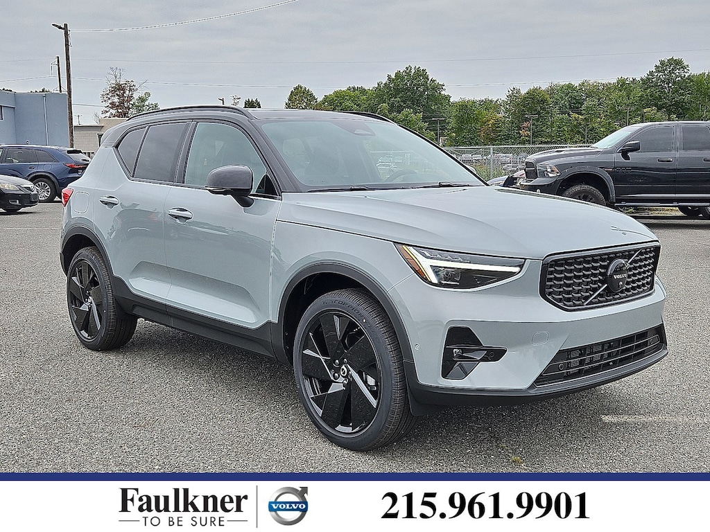 New 2026 Volvo XC40 B5 Ultra Black Edition SUV