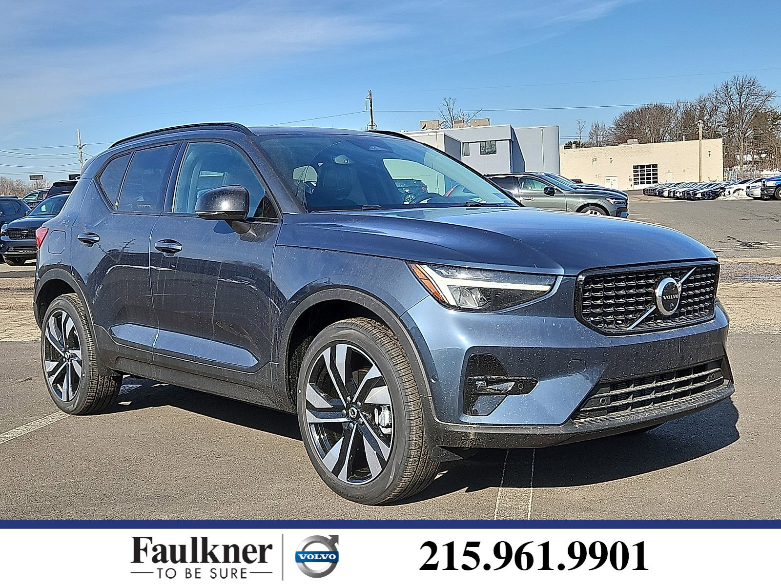 2026 Volvo XC40 SUV 